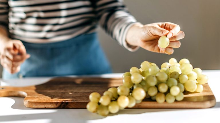 10 frutti noiosi con incredibili benefici per la salute