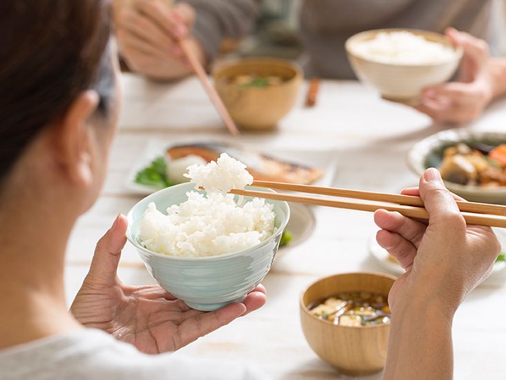 Il riso è ricco di calorie o fa bene alla perdita di peso?