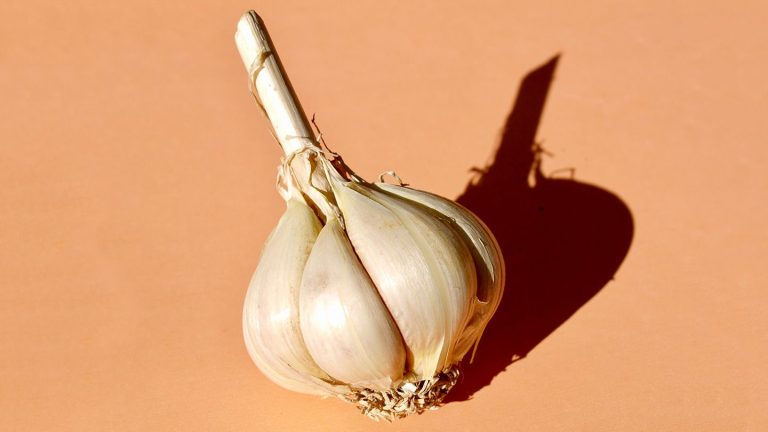 7 benefici impressionanti dell’aglio