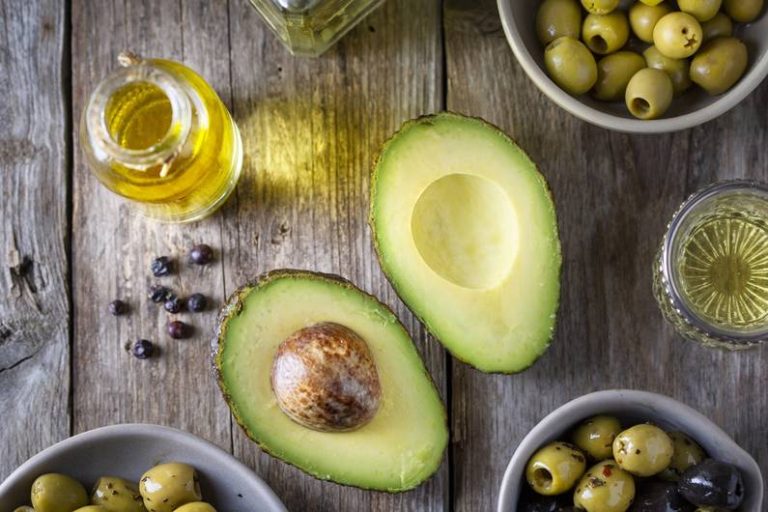 Secondo lo studio: ecco come gli avocado aiutano a perdere peso