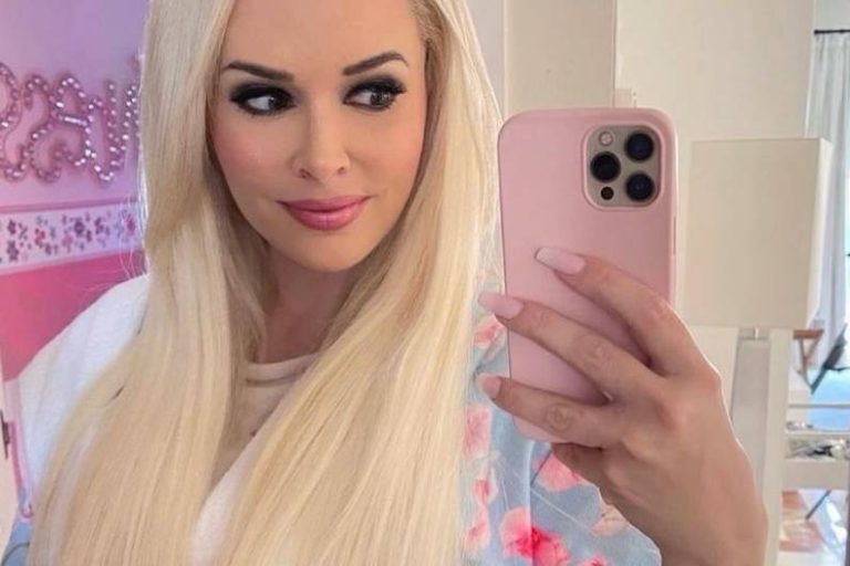 È dimagrita: Daniela Katzenberger mostra i suoi addominali scolpiti