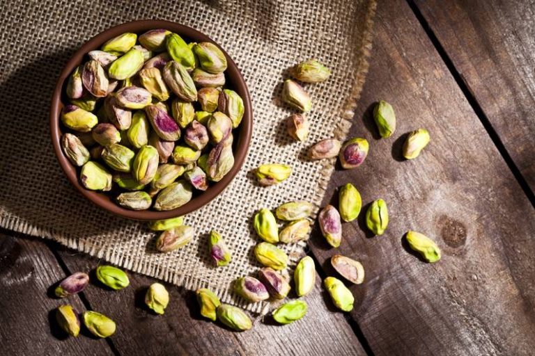 Snack ricco di proteine: quanto è utile mangiare i pistacchi ogni giorno?