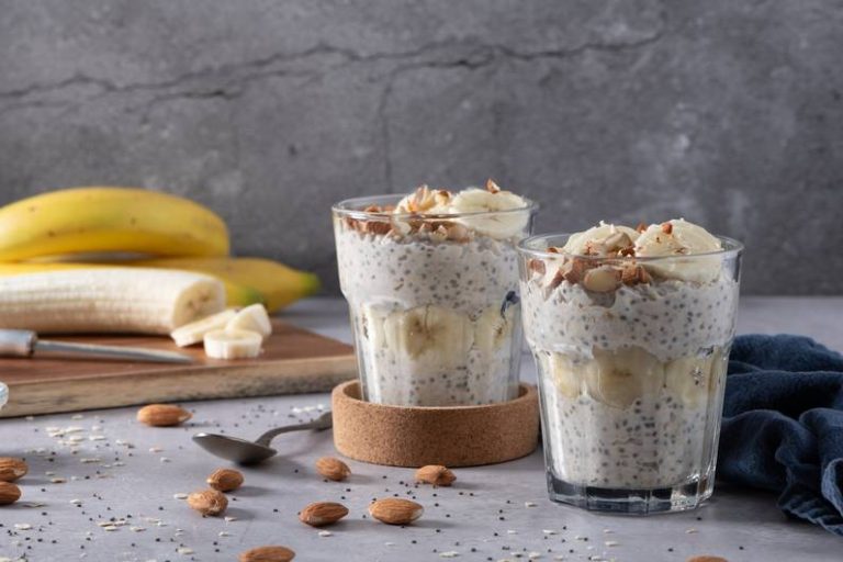 Per i mattinieri scontrosi: questa colazione proteica è già pronta in frigo al mattino