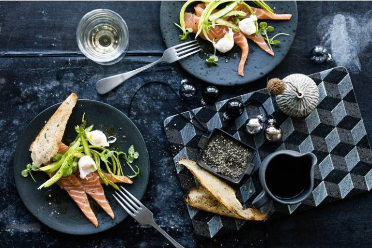 Ricetta salmone con asparagi e uova di quaglia