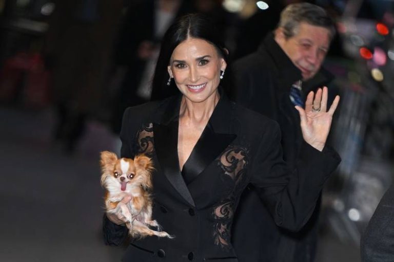 È totalmente in forma: 5 semplici consigli nutrizionali di Demi Moore