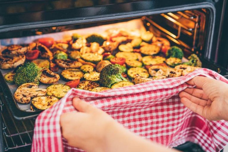 Ricetta semplice: le verdure al forno sono ancora più buone con questo condimento