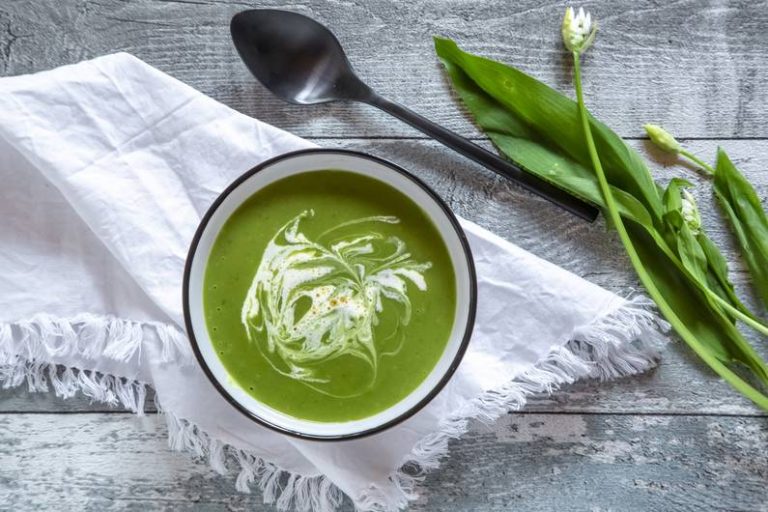 Zuppa di aglio selvatico