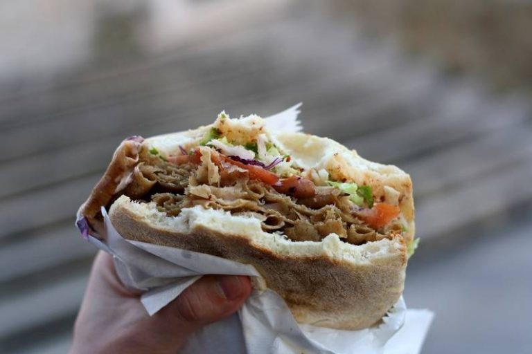 Perché un doner può essere il tuo pranzo perfetto