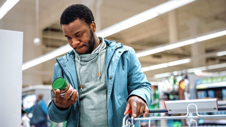 Leggere le etichette nutrizionali per scelte dietetiche più sane