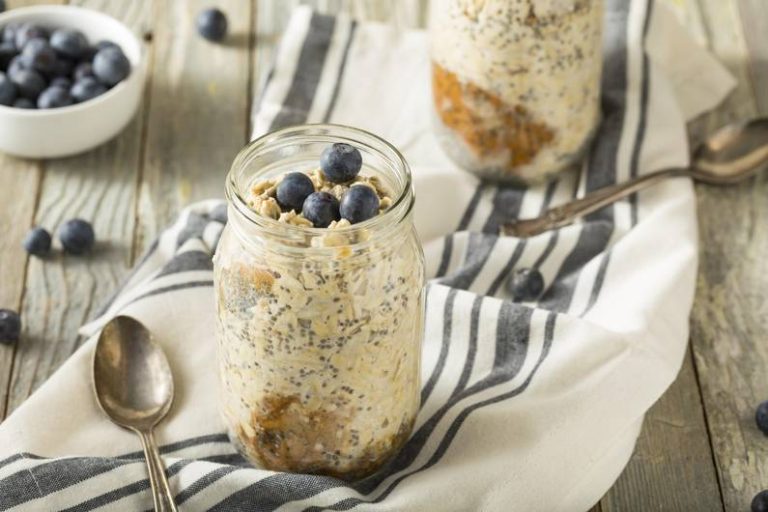 Ricetta: avena notturna con yogurt