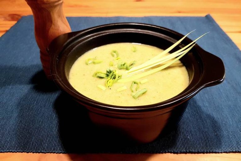 Ricetta: zuppa di formaggio vegan-leave