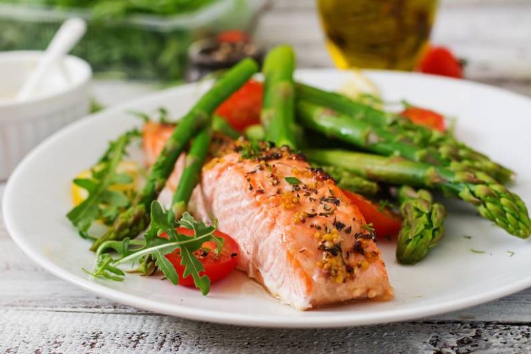Con questa dieta diminuisci e costruisci muscoli