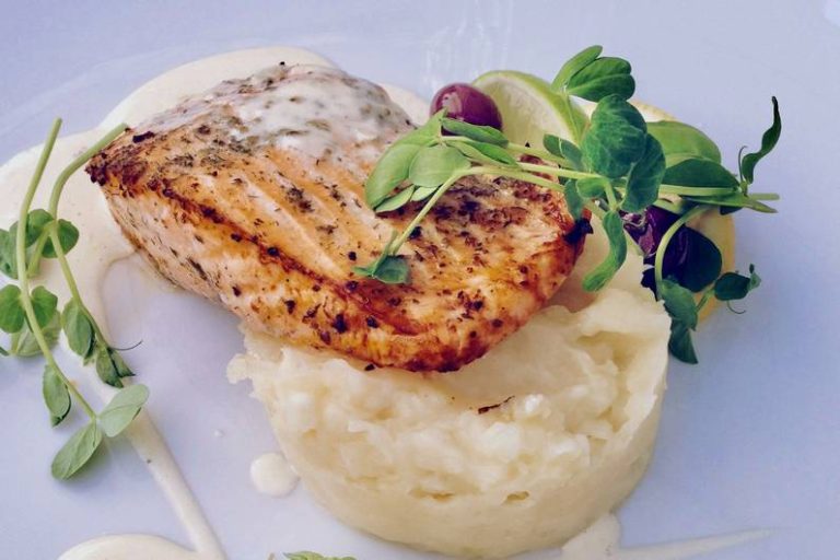 Purea di calvana con salmone