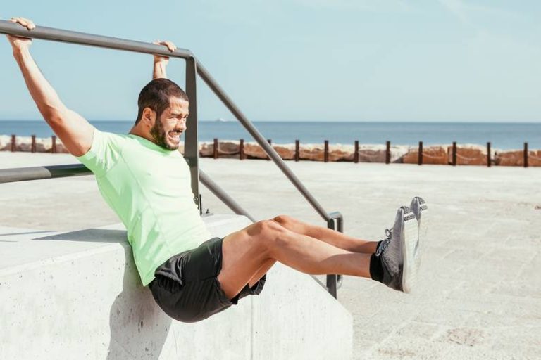 Aumentare le gambe aumentano per un nucleo potente