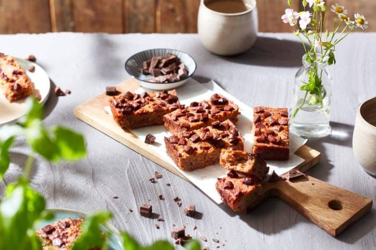 Crea la barra proteica da soli: ricetta per il flapjack di patate
