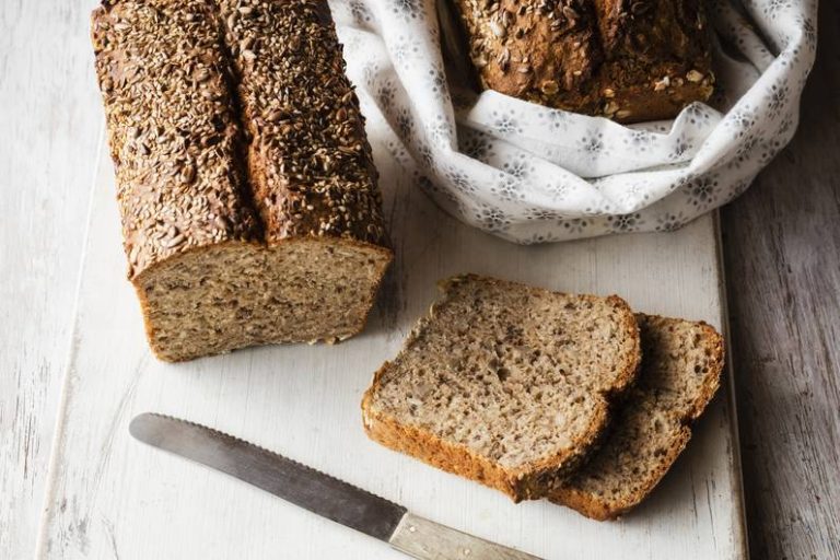 Pane sano in noce di chia: senza glutine e sazietà