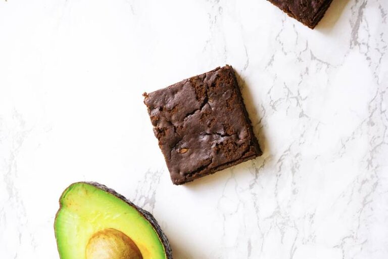 Ricetta dei brownies di avocado – adatto al divertimento
