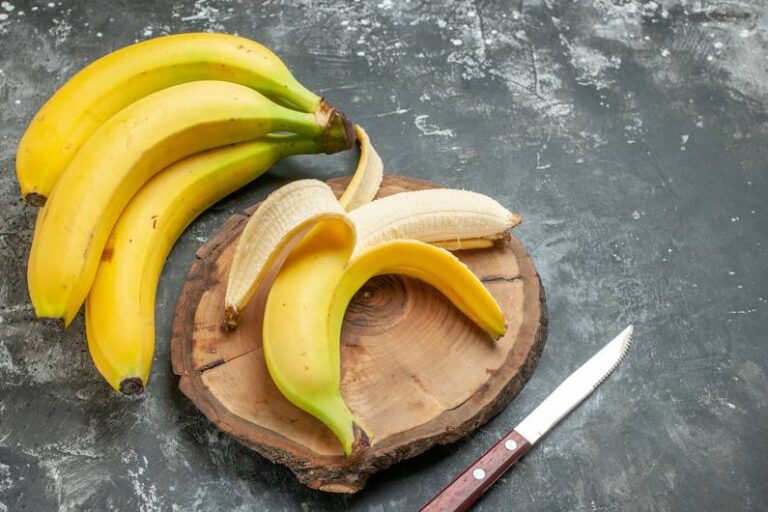 Cosa succede al tuo livello di zucchero nel sangue quando mangi banane