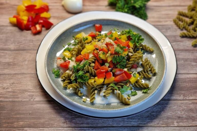 Ricetta Pasta piselli con yogurt e peperoni